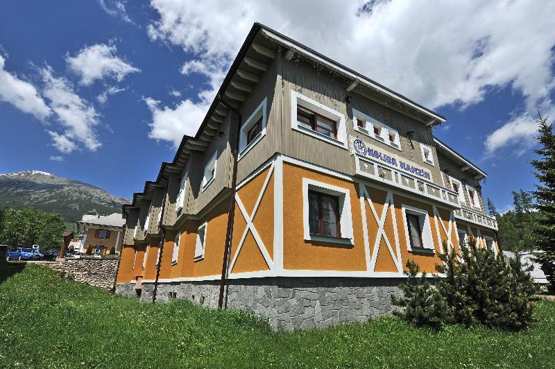 Aplend Koliba Kamzik Aparthotel Vysoke Tatry Luaran gambar